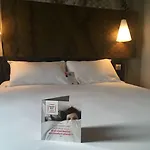 Ibis Est Mendes France Niort
