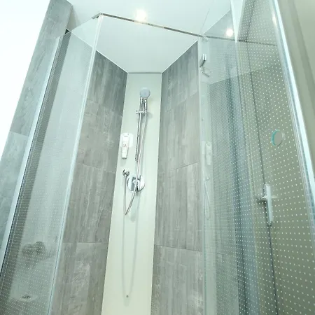 酒店 法国尼奥尔东部宜必思酒店