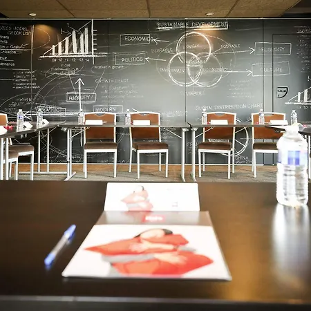 Ibis Est Mendes France Otel Niort