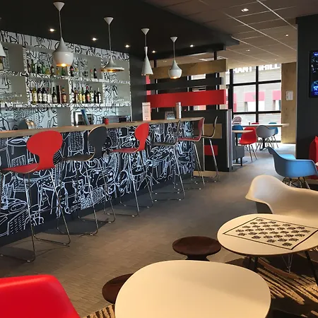 Ibis Est Mendes France 3*