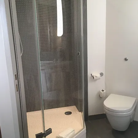 酒店 法国尼奥尔东部宜必思酒店 3*