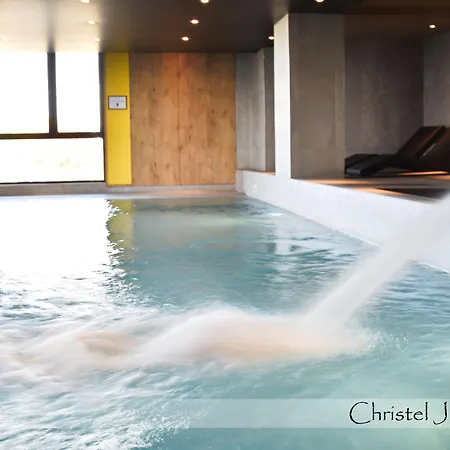 Ibis Est Mendes France Niort