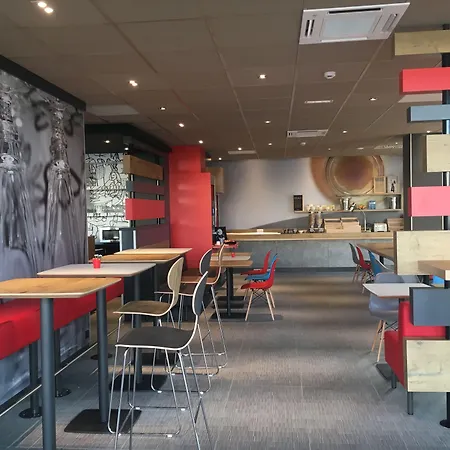 酒店 法国尼奥尔东部宜必思酒店 3*