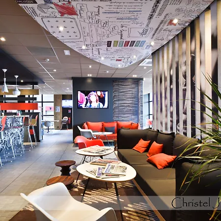 法国尼奥尔东部宜必思酒店 3* 尼奥尔