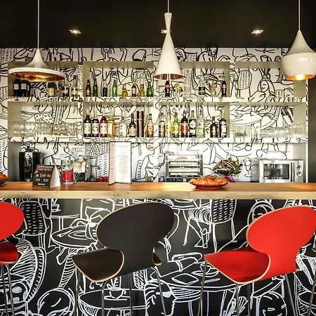 Ibis Est Mendes France Szálloda