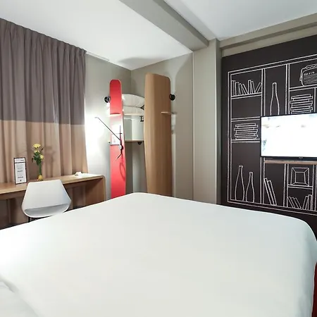 호텔 Ibis Est Mendes France 니오르
