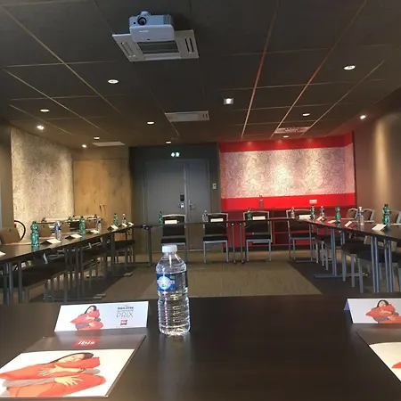 Ibis Est Mendes France Hotel Niort