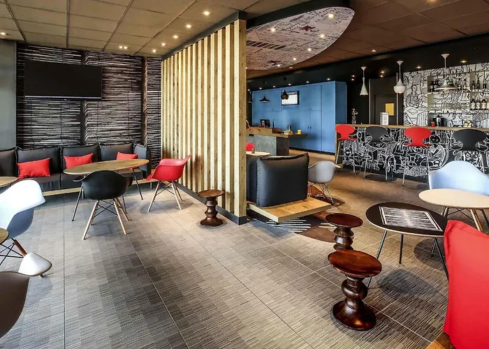 Ibis Est Mendes France 3*