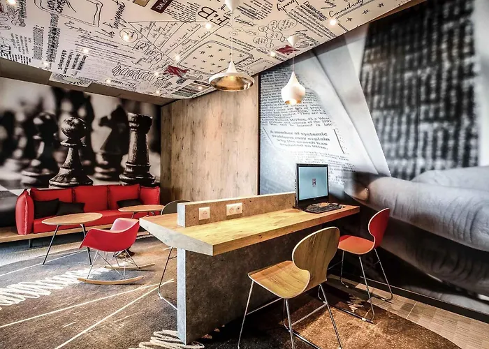 Ibis Est Mendes France 3*