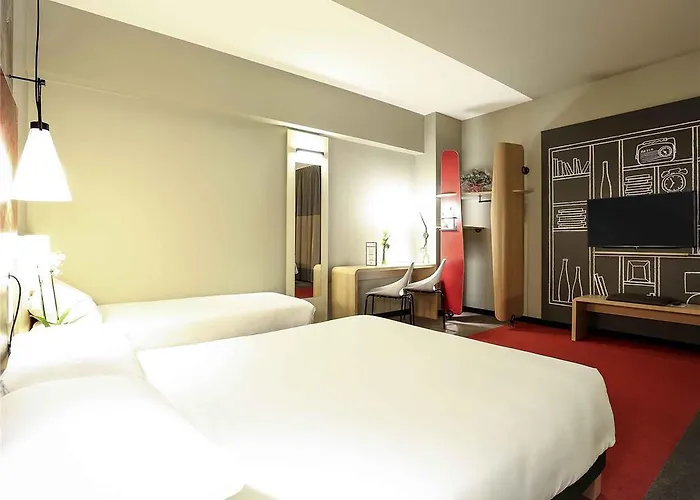 Ibis Est Mendes France Hotel Niort