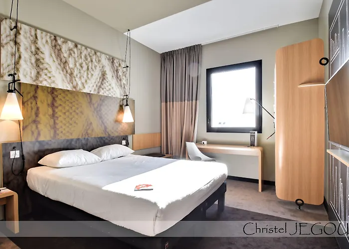 Ibis Est Mendes France 3*