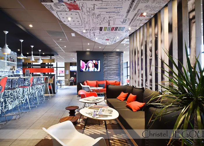 Ibis Est Mendes France 3* Niort