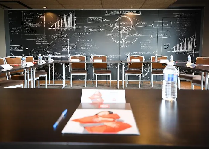 Hotel Ibis Est Mendes France 3*