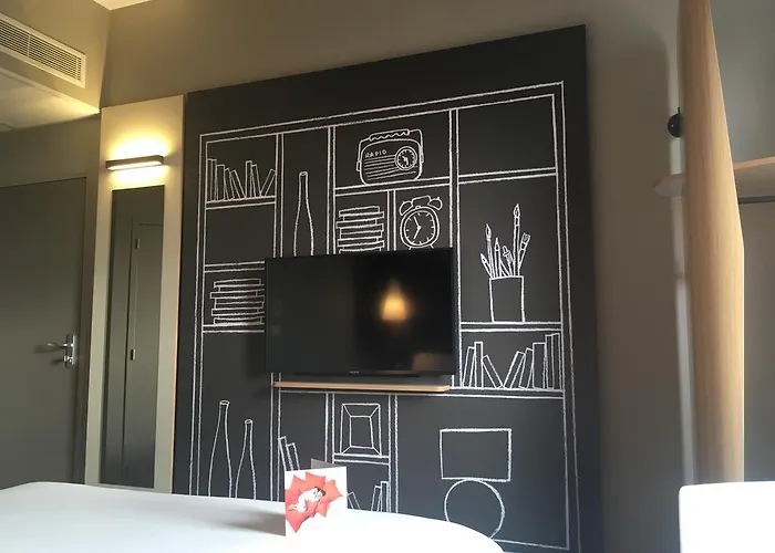 Hotel Ibis Est Mendes France