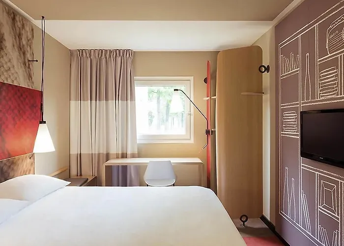 Hotel Ibis Est Mendes France